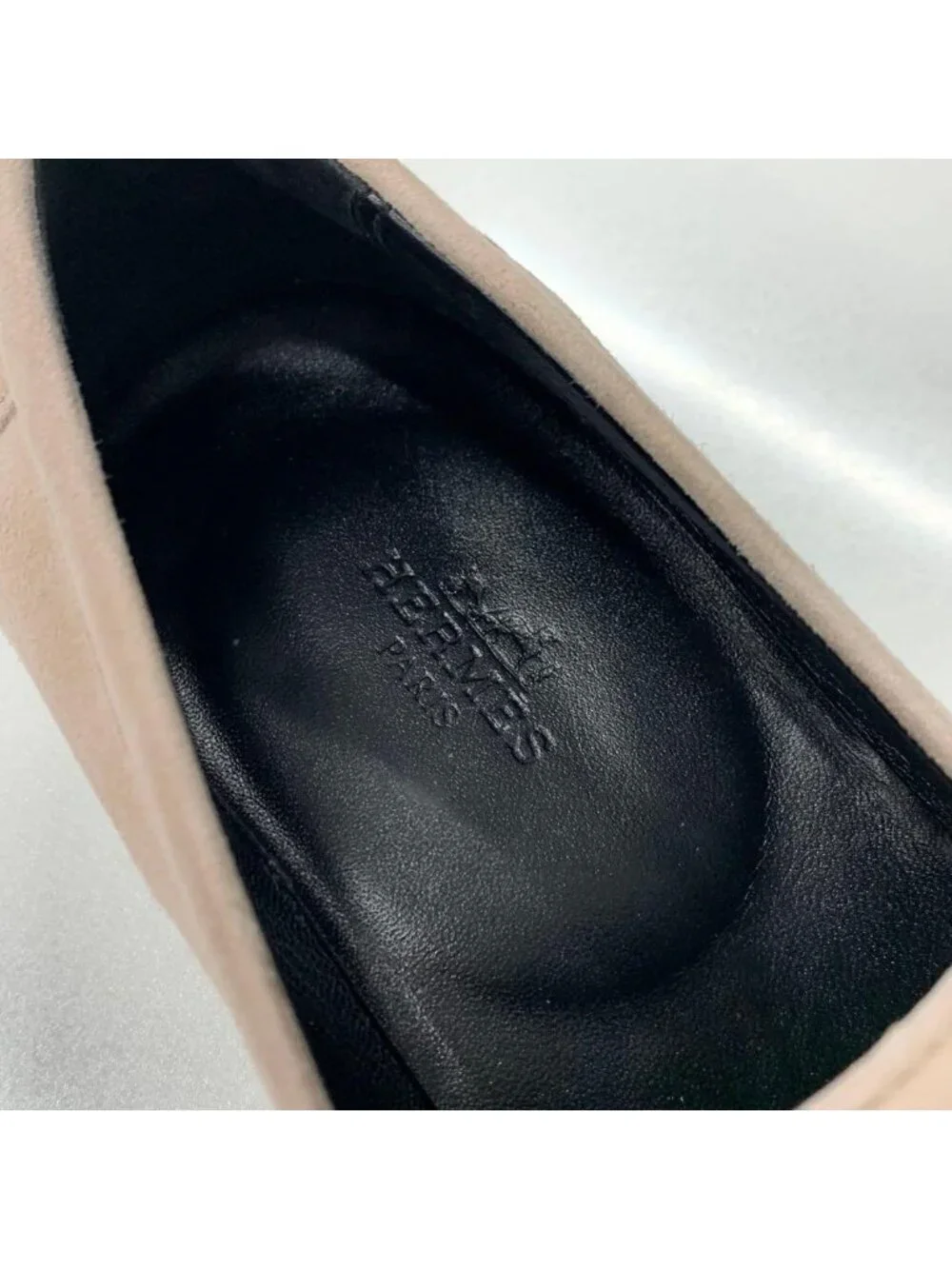 Hermes brand size
